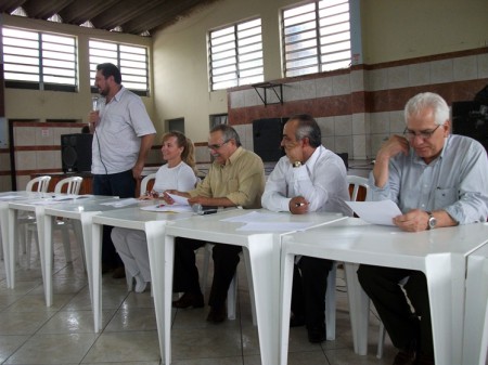 Mesa do OPA: Vanderlei Siraque, deputado estadual; Maria de Lourdes, Conselheira do OPA; vereador Montrorinho; vereador Jairinho e João Avamileno, ex-prefeito da cidade