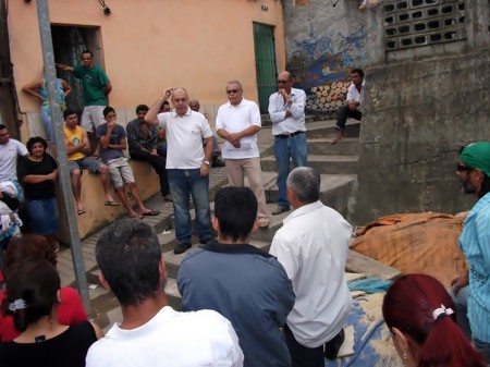 Vereadores e população discutem Regularização Fundiária do Núcleo Habitacional Capuava